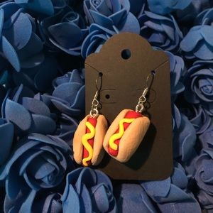Hot dog earrings 🌭